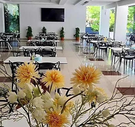 Sunquest Hotell