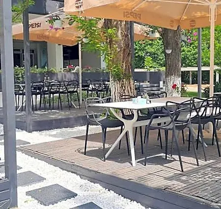 Sunquest Hotell